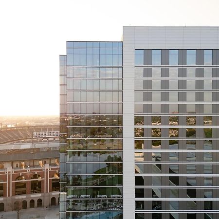 Loews Arlington Hotel Bagian luar foto