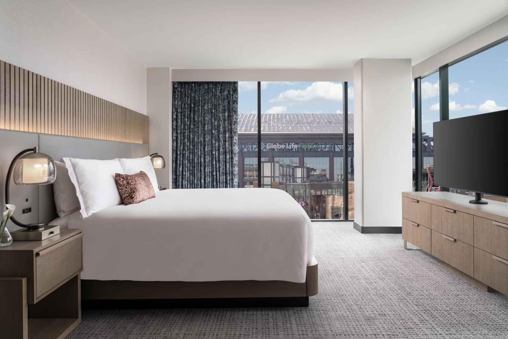Loews Arlington Hotel Bagian luar foto