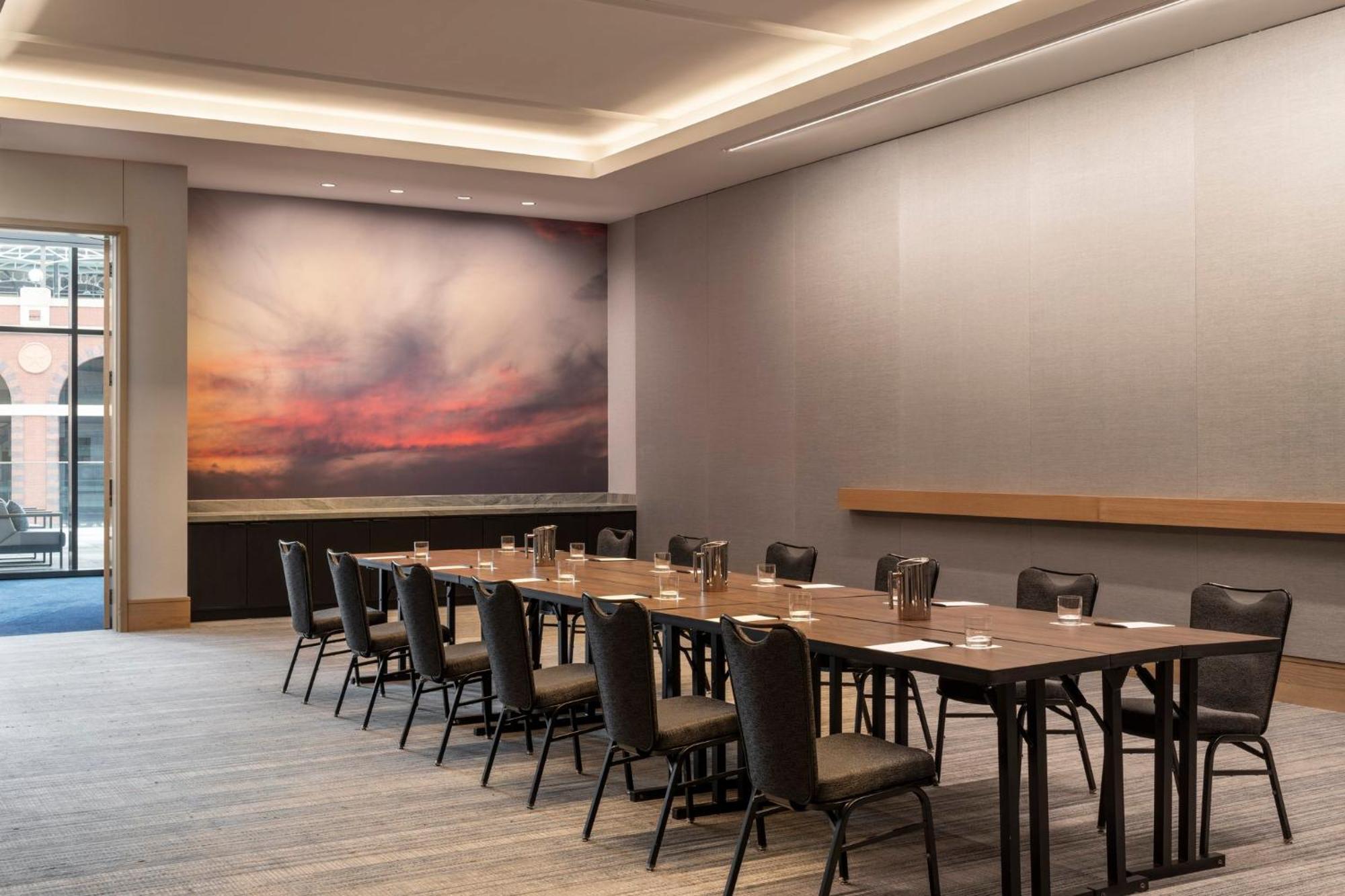 Loews Arlington Hotel Bagian luar foto