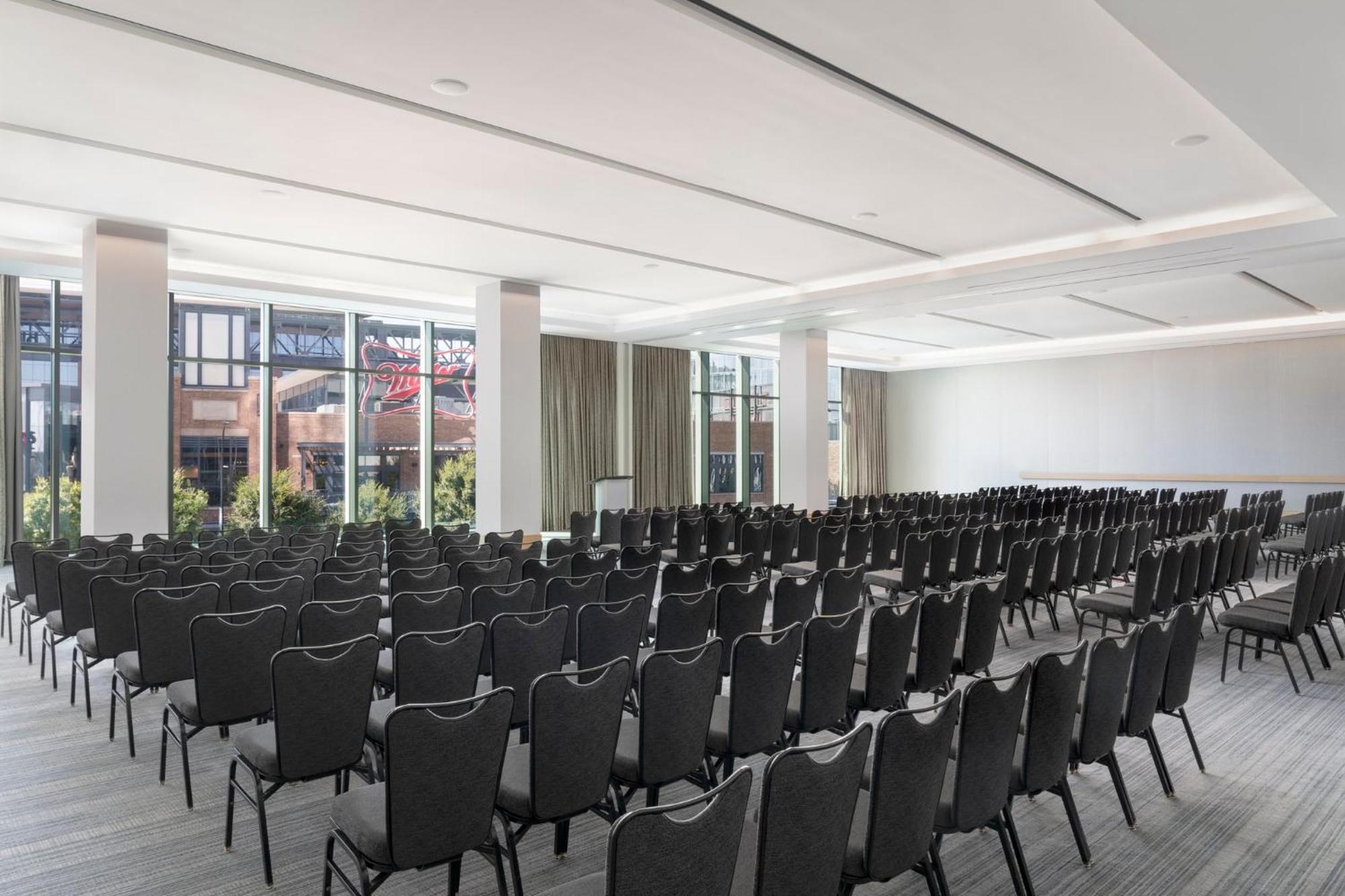 Loews Arlington Hotel Bagian luar foto